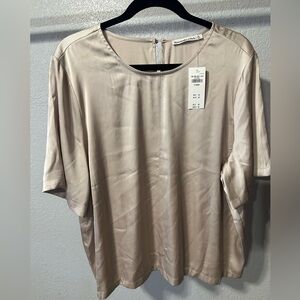 Abercrombie short sleeve satin tee